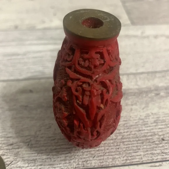 Antique Chinese Snuff Bottle Red Cinnabar Lacquer Resin Bird Tree Water Lilly Decor